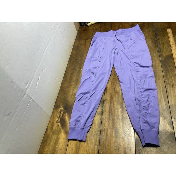 LULULEMON Dance Studio Mid-Rise Pant Regular Size 8 Lavender Lux - Picture 1 of 11